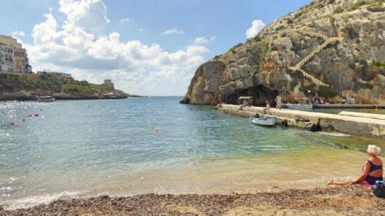 Getaway Suites Apartment Xlendi Eksteriør bilde